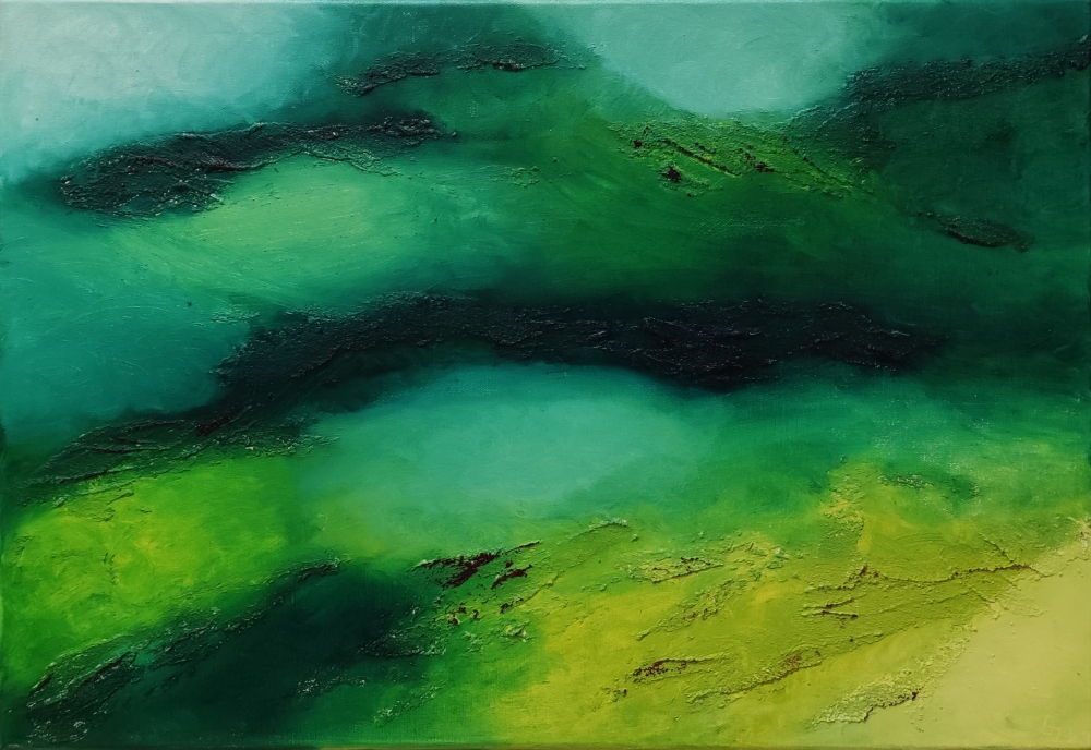Grüne Landschaft mit Bergen