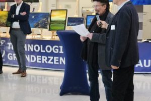 Die Laudatio von Herrn Wawryk Die Laudatio von Herrn Wawryk